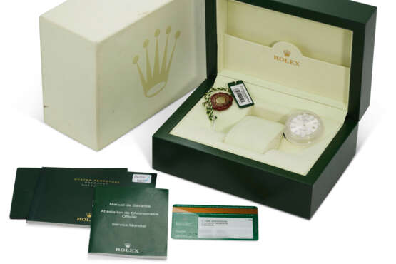 ROLEX, REF. 116334, DATEJUST, A STEEL WRISTWATCH WITH DIAMOND HOUR MARKERS AND DATE - фото 3