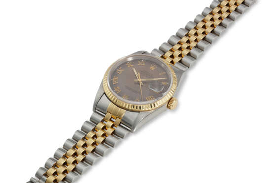 ROLEX, REF. 16233, DATEJUST, AN 18K YELLOW GOLD AND STEEL WRISTWATCH WITH DATE ON BRACELET - photo 2