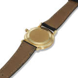 PATEK PHILIPPE, REF. 3919-001, CALATRAVA, AN 18K YELLOW GOLD WRISTWATCH - photo 3