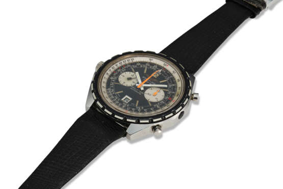 BREITLING, NAVITIMER, CHRONOMATIC, A STEEL CHRONOGRAPH WRISTWATCH WITH DATE - Foto 2