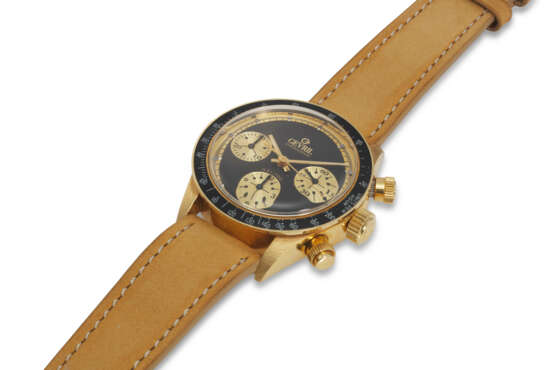 GEVRIL, TRIBECA “JOHN PLAYER SPECIAL” AN ATTRACTIVE 18K YELLOW GOLD CHRONOGRAPH WRISTWATCH, NUMBERED 31/100 - photo 2