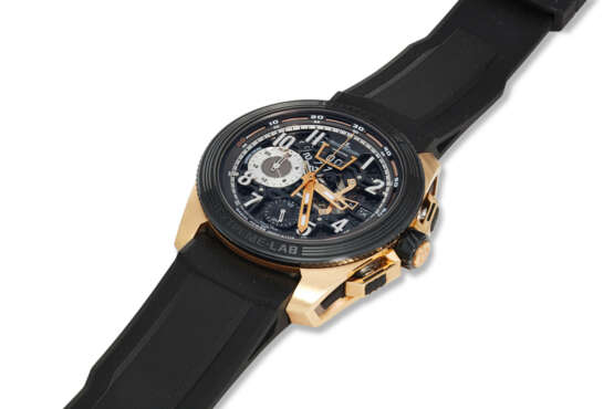 JAEGER-LECOULTRE, MASTER COMPRESSOR EXTREME LAB 2, AN 18K ROSE GOLD DUAL TIME CHRONOGRAPH WRISTWATCH WITH 24 HOUR INDICATOR, DATE, AND JUMP HOUR CHRONOGRAPH DISPLAY, CREATED IN A LIMITED SERIES OF 200 - photo 2