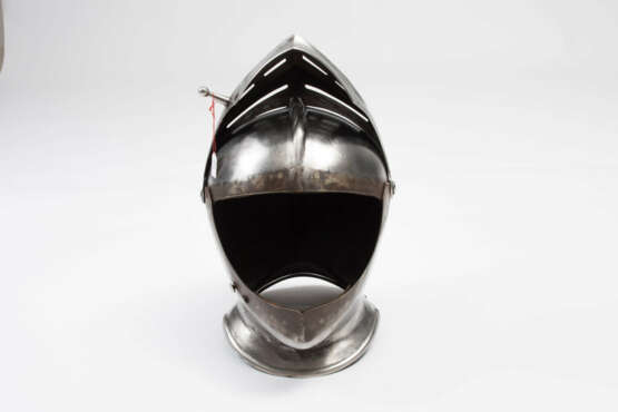 Geschlossener Helm - photo 5