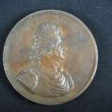 Großbritannien: Bronze-Medaille auf König Georg IV. 1823. - фото 2