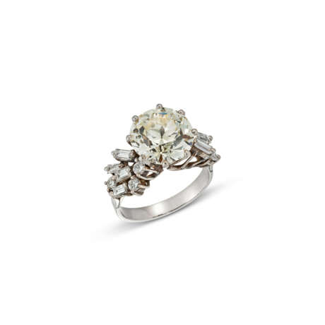 DIAMOND RING - Foto 1