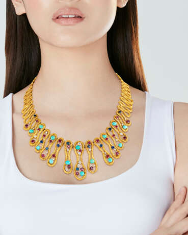 TURQUOISE, RUBY, SAPPHIRE AND DIAMOND NECKLACE - Foto 5