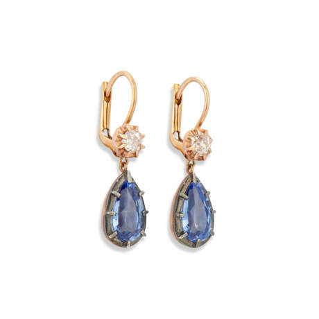 NO RESERVE | SAPPHIRE AND DIAMOND EARRINGS - фото 2