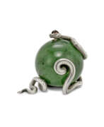 Nephrit. A GEM-SET SILVER AND NEPHRITE BELL-PUSH