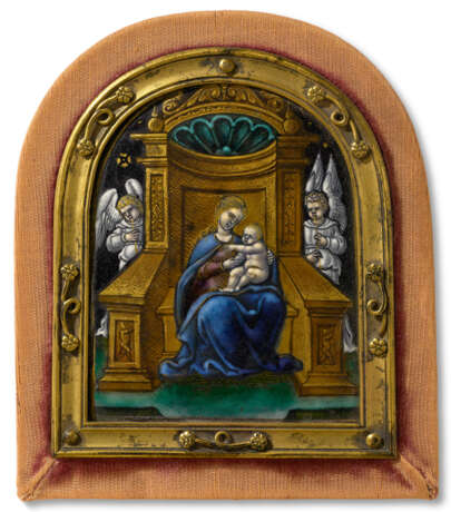 A LIMOGES PLAQUE OF THE MADONNA AND CHILD - Foto 2