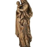 A CARVED LIMEWOOD GROUP OF CHARITY - photo 2