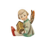 GOEBEL 4 Hummel-Figuren und 1 kleiner Engel als Kerzenhalter, 20. Jh.: - фото 9