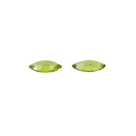 2 lose Peridots zus. 5,7 ct, - photo 3