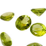 Konvolut 9 Peridots von ca. 19,2 ct - Foto 2