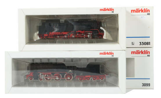 2 Dampfloks Märklin, Spur H0, 1x Dampflok mit Tender 30… - photo 1