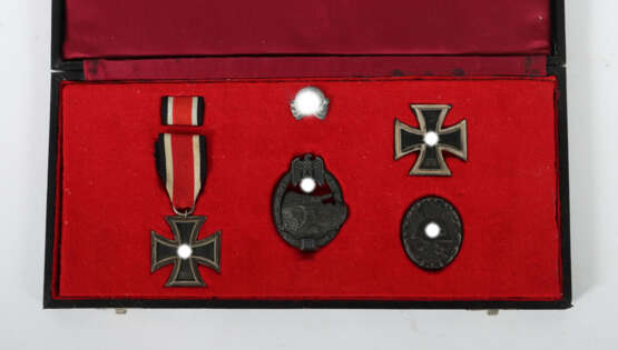 4 Orden im Etui 3. Reich, 1 x Panzerkampfabzeichen ''25… - фото 1