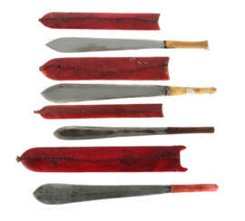 Vier Kurzschwerter der Yoruba Nigeria, 20. Jh., 4x Ida…