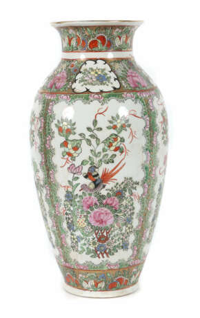 ''Famille-rose'' Vase China, Tongzhi-Zeit (1862-1874),… - photo 1