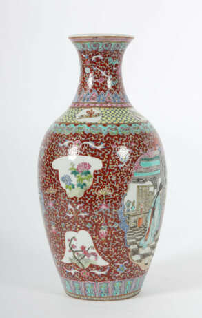 Liuyeping-Vase China, 20. Jh., Porzellan/Emaillefarbe,… - photo 2