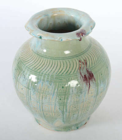 Keramikvase Wohl China, 20. Jh., heller Scherben mit cr… - фото 3