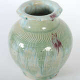 Keramikvase Wohl China, 20. Jh., heller Scherben mit cr… - photo 3