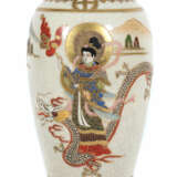 Satsuma-Vase Japan, Meiji-Periode, naturfarbener Scherb… - фото 1
