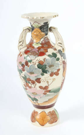 Satsuma-Vase Japan, 1. Hälfte 20. Jh., Keramik/polychro… - photo 3