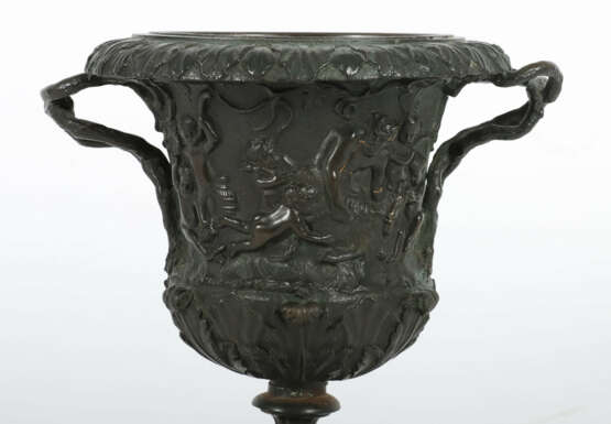 Vase mit Bacchantenszene 2. Hälfte 19. Jh., Bronze pati… - Foto 5