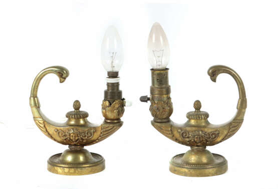 Leuchter im Empire-Stil 19. Jh., Bronzeguss, der Korpus… - Foto 1