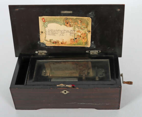 Walzenspiel-Automat Schweiz, um 1890, rechteckiger furn… - photo 2