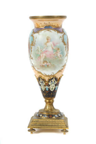 Vase Frankreich, um 1900, Glaskörper mit Emaille und Br… - фото 1