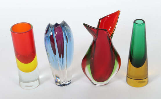 Konvolut 4 Vasen Italien, Murano, 1960/70er Jahre, u.A.… - Foto 2