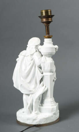 Porzellanfigur als Lampe Meissen, 19./20. Jh., Weißporz… - photo 2
