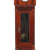 Biedermeier-Flötenuhr um 1840, Bodenstanduhr mit Spielw… - photo 1