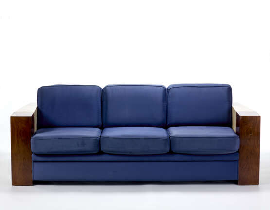 Déco style three-seater sofa with veneered wood structure and parchment, padded seat and back upholstered in blue fabric. Italy, 20th century. (229x65.5x76.5 cm.) (slight defects and restoration) - photo 1