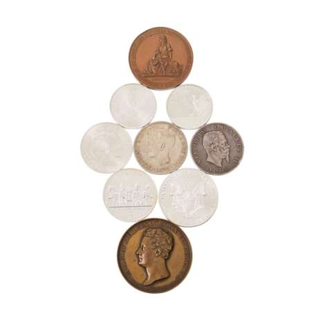 Konvolut - 2 Medaillen Preussen und diverse Münzen, - фото 1