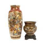 Vase und Cachepot mit Satsumadekor, um 1900 - Foto 1