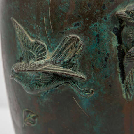 Balustervase aus Bronze. CHINA, um 1900. - Foto 5