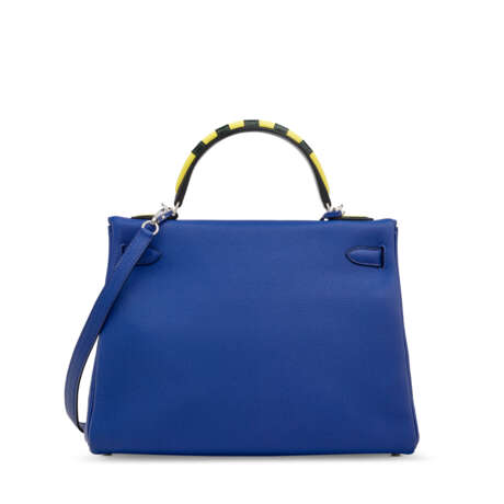 A LIMITED EDITION BLEU ÉLECTRIQUE TOGO LEATHER RETOURNÉ AU GALOP KELLY 32 WITH PALLADIUM HARDWARE - photo 3