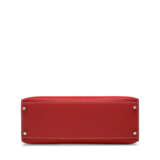 A ROUGE CASAQUE SWIFT LEATHER KELLY FLAT 35 WITH PALLADIUM HARDWARE - Foto 4