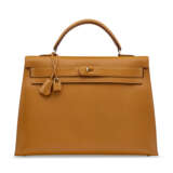 A LIMITED EDITION NATUREL SABLE BUTLER LEATHER SELLIER KELLY 40 WITH LEATHER HARDWARE - photo 1