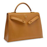 A LIMITED EDITION NATUREL SABLE BUTLER LEATHER SELLIER KELLY 40 WITH LEATHER HARDWARE - фото 2