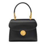 A BLACK CALF BOX LEATHER MUMM BAG WITH GOLD HARDWARE - Foto 1