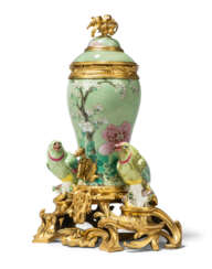 A LOUIS XV ORMOLU-MOUNTED CHINESE AND VINCENNES PORCELAIN TABLE FOUNTAIN
