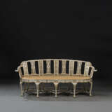 A SUITE OF INDIAN SOLID IVORY AND PARCEL-GILT SEAT FURNITURE - photo 2
