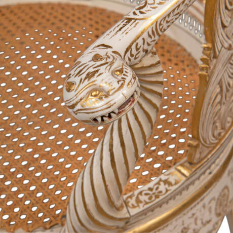 A SUITE OF INDIAN SOLID IVORY AND PARCEL-GILT SEAT FURNITURE - photo 3