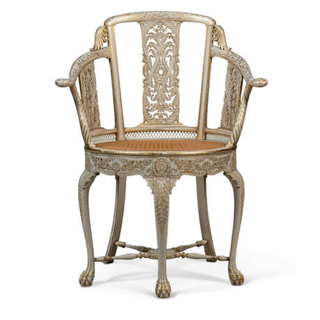 A SUITE OF INDIAN SOLID IVORY AND PARCEL-GILT SEAT FURNITURE - photo 4