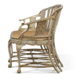 A SUITE OF INDIAN SOLID IVORY AND PARCEL-GILT SEAT FURNITURE - Foto 10