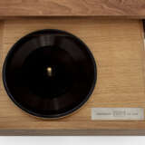 A NEOFIDELITY IONIC ORIGINAL ACETATE DISC OF A 2021 RECORDING OF ‘BLOWIN’ IN THE WIND` WITH CUSTOM WALNUT AND WHITE OAK CABINET - photo 2