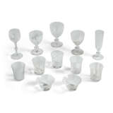 A SET OF FOURTY SEVEN DRINKING GLASSES - фото 1