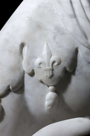 A MONUMENTAL PAIR OF FRENCH MARBLE SPHINXES - photo 7